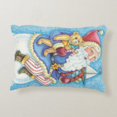 かわいいクリスマス、雪玉に座るサンタクロースとおもちゃ アクセントクッション (裏面)