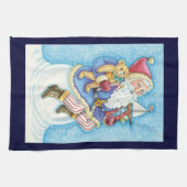 かわいいクリスマス、雪玉に座るサンタクロースとおもちゃ キッチンタオル (横)