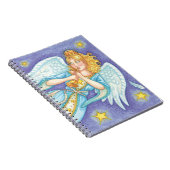 かわいいクリスマス、音楽を演奏する天使がホルンを吹く ノートブック (右側)