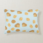 かわいいクルミのナッツパターン アクセントクッション (正面)