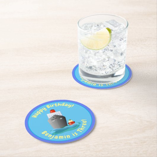 かわいいクルーズ船タグボート漫画イラストレーション ラウンドペーパーコースター (インサイチュ)