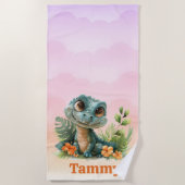 かわいいグリーンアリゲータークラウドスカイガール ビーチタオル (正面)