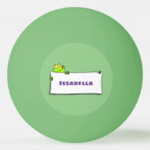 かわいいグリーンカエルのサイン漫画イラストレーション 卓球ボール (裏面)