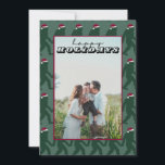 かわいいグリーンビッグフットSanta 1 Photo Christmas Card 招待状<br><div class="desc">かわいい緑のビッグフットSanta 1写真クリスマスカードと休日の応援を広げる。このカー魅力的ドは、フェスティバルのサンタハットを着た愛らしいBigfootを特徴とし、緑の背景によくはしゃぐ設定されて休日のウィムジーのtouchを追加する。このデザインは、珍しい楽しむクリスマスのビットを持つ人々に完璧であるしゃれている。愛らしい暗号は、それを受け取るすべての人にスマイルをもたらしている。カードには個人的な写真の宇宙も含まれており、休日の挨拶に特別なパーソナライズされたtouchを追加することができる。あなたは暖かい願いを友達、家族、愛する人に送るかどうか、このカードはユーモア、魅力、そして季節の精神をおもしろいと方法で組み合わせユニークる。</div>