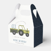 かわいいグリーンブルーファームトラクターキッズ任意の年齢誕生日 フェイバーボックス (裏面サイド)