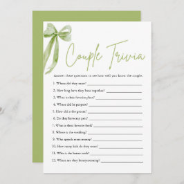 かわいいグリーンボウカップルのトリビアブライダルシャワーゲーム 招待状