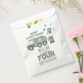 かわいいグリーンリサイクルトラックキッズネーム年齢誕生日 フェイバーバッグ (封をした状態)