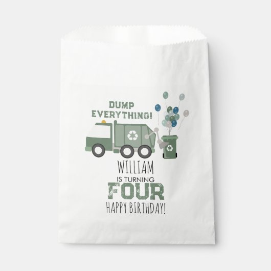 かわいいグリーンリサイクルトラックキッズネーム年齢誕生日 フェイバーバッグ (正面)