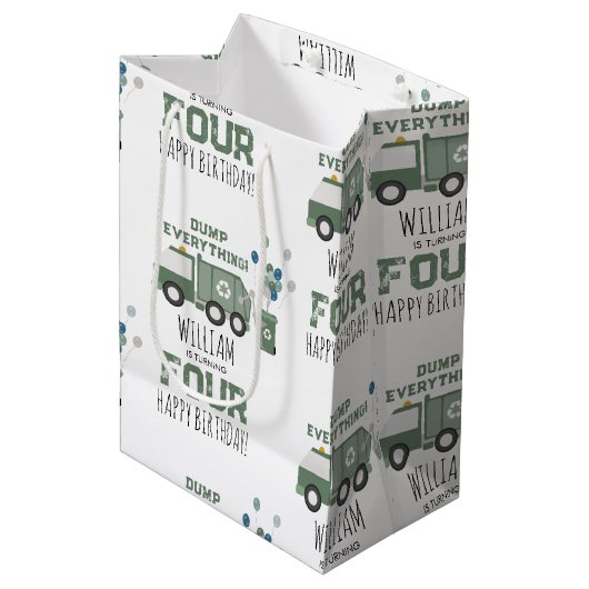 かわいいグリーンリサイクルトラックキッズネーム年齢誕生日 ミディアムペーパーバッグ (正面アングル)