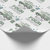 かわいいグリーンリサイクルトラックキッズネーム年齢誕生日 ラッピングペーパー (角)