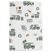 かわいいグリーンリサイクルトラックキッズ車のパターン ミディアムペーパーバッグ (正面)