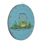 かわいいグリーン飢えたカエル漫画イラストレーション ダーツボード (正面左)