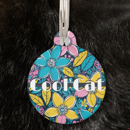 かわいいグルーヴィレトロヒッピーカラフルキャックールト ペット　ネームタグ