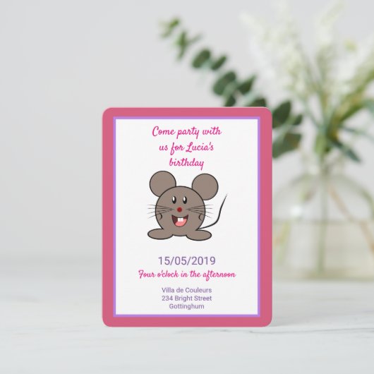 かわいいグレーのマウスの誕生日パーティー 招待状 (スタンド正面)