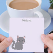 かわいいグレー猫の紫色の付箋 ポストイット