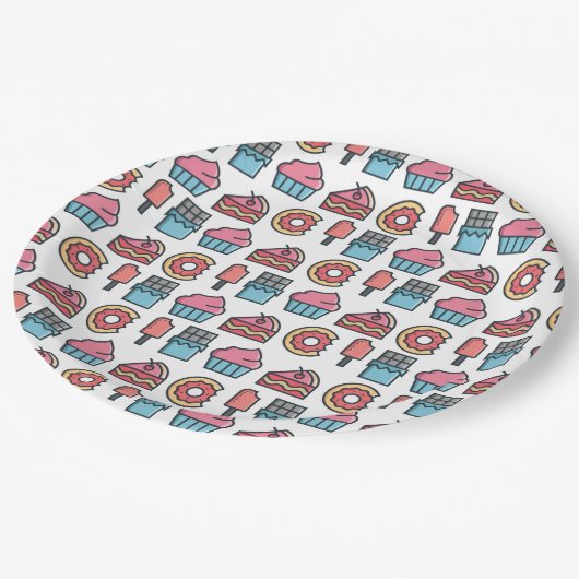 かわいいケーキとデザートのパターン ペーパープレート (アングル)