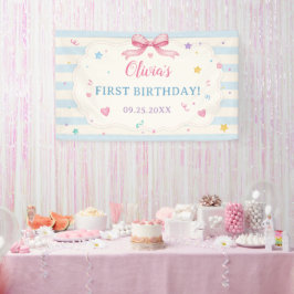 かわいいケーキの1歳の誕生日パーティー 横断幕