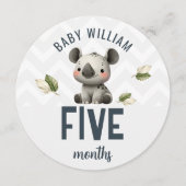 かわいいコアラヒョウ5-6ヶ月ベビーマイルストーンのサイン (正面)