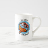 かわいいコイ鯉魚のようなコーヒーが必要お水が必要 ボーンチャイナマグカップ (右)