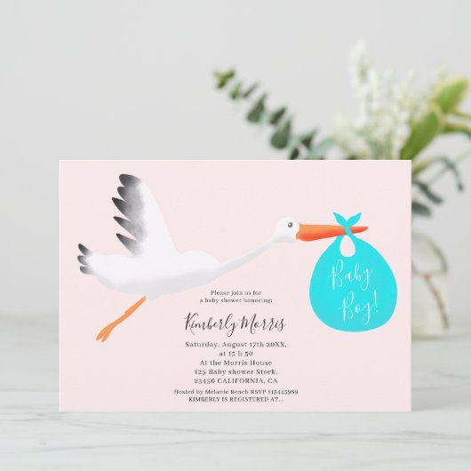 かわいいコウノトリバッグイラストレーション男の赤ちゃんシャワー 招待状 (スタンド正面)