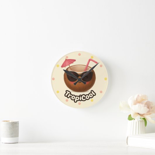 かわいいココナッツ – 熱帯デザインとパステルドット ラウンド壁時計 (ホーム)