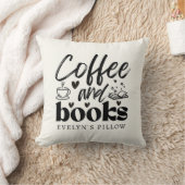かわいいコーヒーと本を愛する人たちパーソナライズされた クッション (ブランケット)