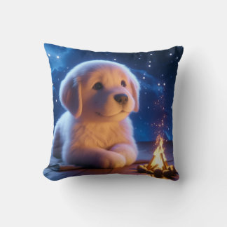 かわいいゴールデンレトリバーの子犬が星空の下でキャンプファイヤーを眺めている クッション