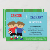 かわいいサッカーの双子,サッカーの子供の誕生日パーティー 招待状 (正面/裏面)