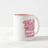 かわいいサッカーチームのマネージャーのギフト ツートーンマグカップ (正面右)