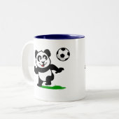 かわいいサッカーパンダ ツートーンマグカップ (正面左)