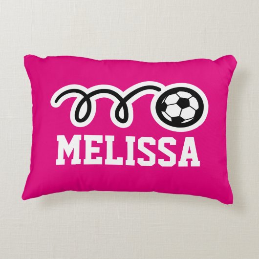 かわいいサッカーボールが付いているパーソナライズな女の子の枕 アクセントクッション (裏面)