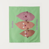 かわいいサツマイモの漫画野菜 タペストリー (正面)