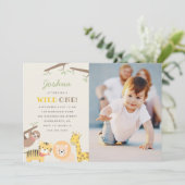 かわいいサファリ動物の野生の1つの写真の誕生日 招待状 (スタンド正面)