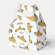 かわいいサブマリン・パタン・キッドの誕生日パーティー