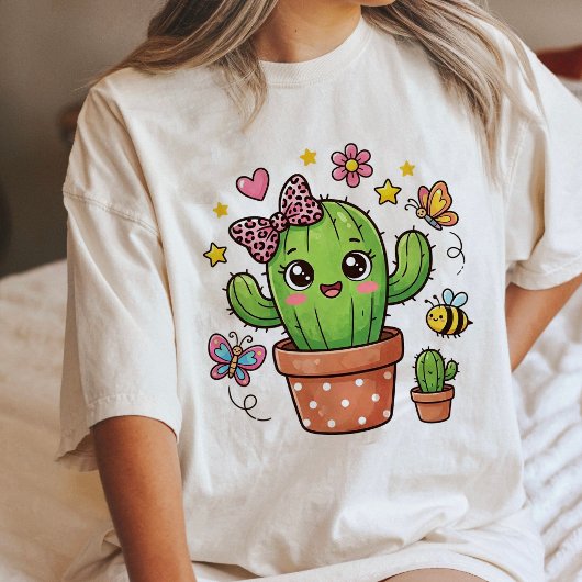 かわいいサボテンと蝶と蜂 トライブレンドTシャツ