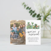 かわいいサボテンの引っ越しました写真の移動のお知らせ (スタンド正面)