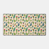 かわいいサボテンの立ち姿 デスクマット (正面)