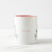 かわいいサメのクリスマスツリーの名前 ツートーンマグカップ (中央)