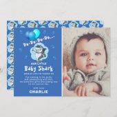 かわいいサメ風船フォト誕生日ブルーありがとう 招待状 (正面/裏面)