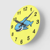 かわいいサメ ラウンド壁時計 (傾斜)