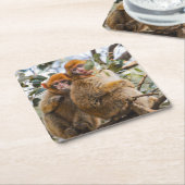 かわいいサル二匹 スクエアペーパーコースター (アングル)