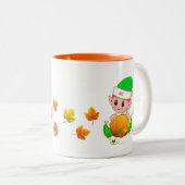 かわいいサンクスギビングエルフとカボチャと紅葉 ツートーンマグカップ (正面右)