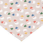 かわいいサンタ顔クリスマスパターン テーブルクロス (アングル)