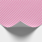 かわいいシックなピンク&ホワイトストライプズ ラッピングペーパー (角)