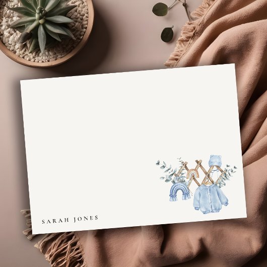 かわいいシックな男の子の赤ちゃん服エッセンシャルベビーシャワー ノートカード