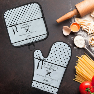 かわいいシックガーリーライトブルーとブラック水玉模様 鍋つかみ&鍋敷きセット