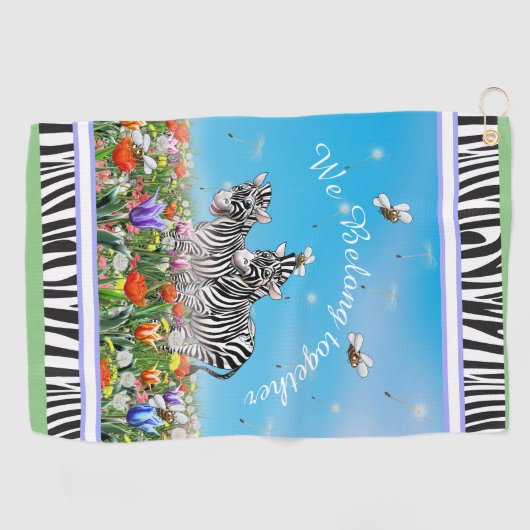 かわいいシマウマ2頭歩く一緒に夏 ゴルフタオル (横)