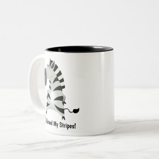 かわいいシマウマ: 私は私を縞で飾ります得ました! ツートーンマグカップ (正面左)