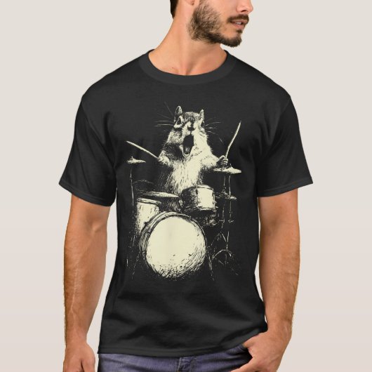 かわいいシマリス ドラム演奏 面白い音楽 犬 Tシャツ (正面)