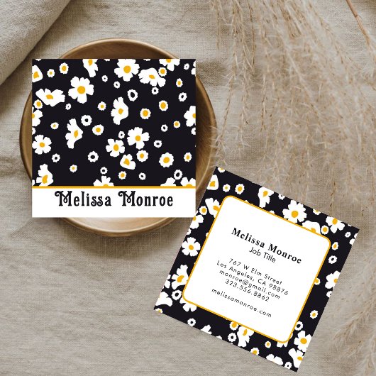 かわいいシンプルきれいな黄色と白の花黒 スクエア名刺